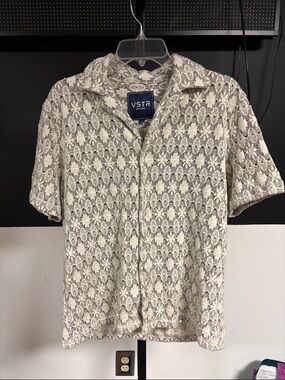 Men's Short-Sleeve Patterned Button-Up Shirt in Cream & Gray